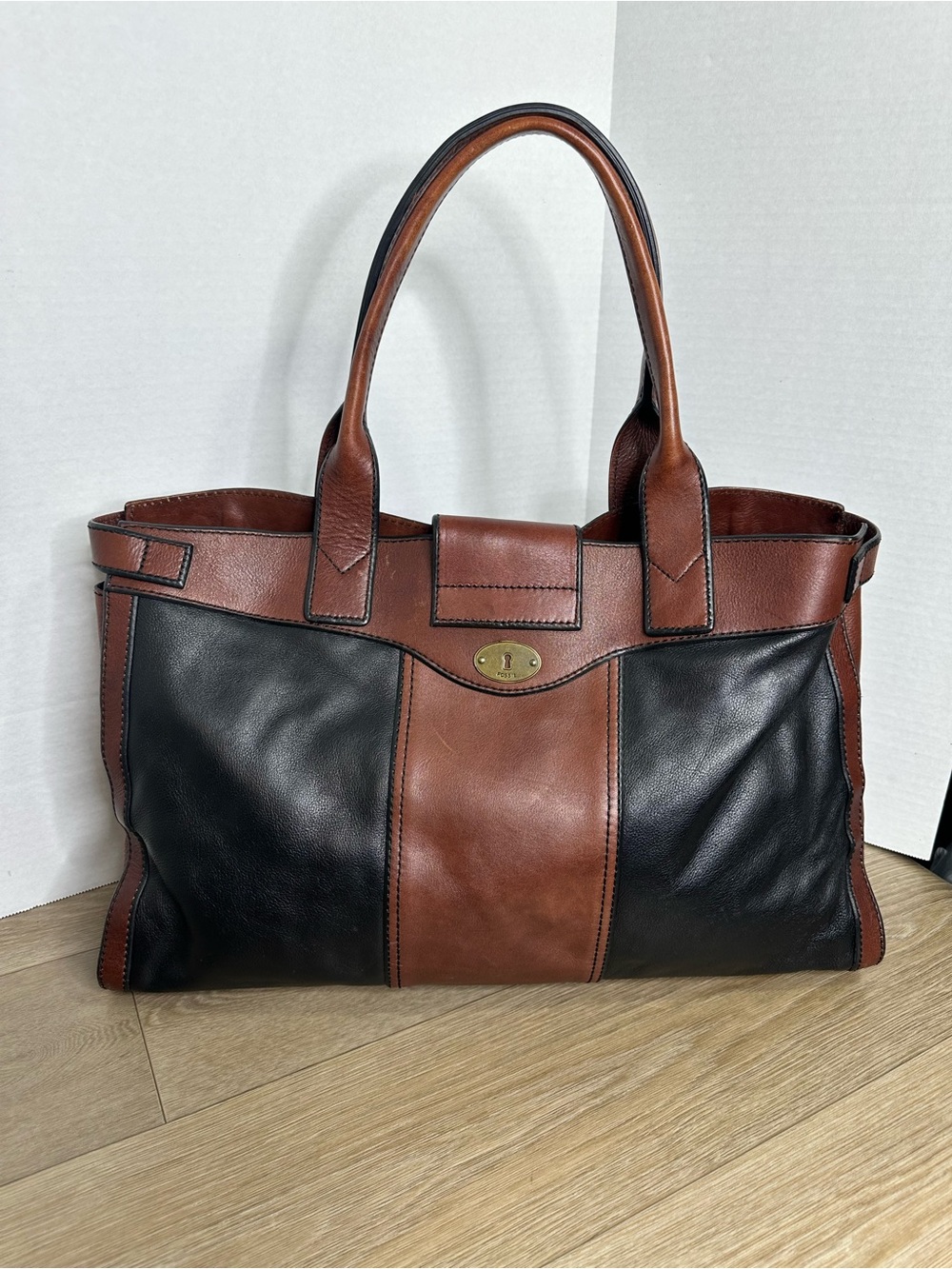 FOSSIL Vintage Reissue XL Weekender Leather Tote Bag - Picture 7 of 16